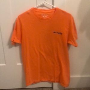 Columbia men’s T-shirt size medium good condition